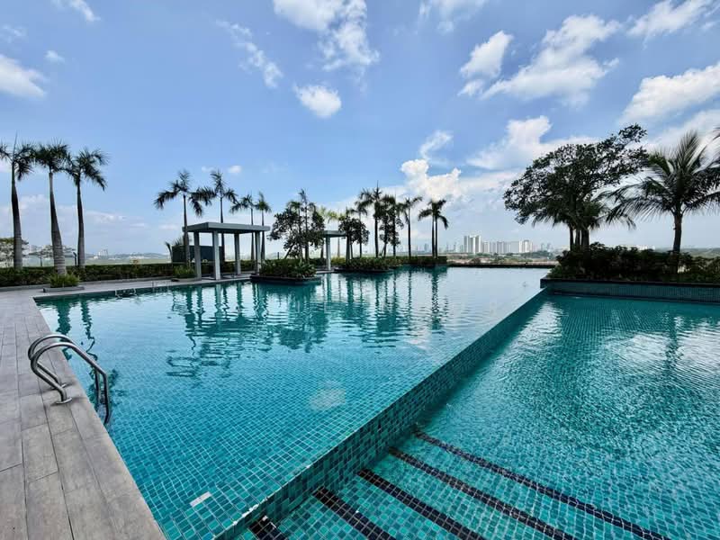Service Residence for Sale at SkyLake Residence - Fazie Noor - Pool - PropertyGuru.com.my