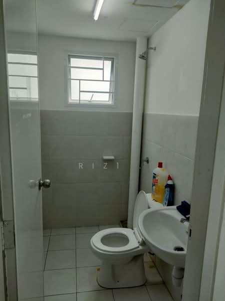 Apartment for Sale at D'Kristal - RIZ1 . - Bathroom - PropertyGuru.com.my