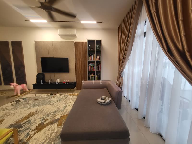 Rumah Teres 2 Tingkat untuk Disewa di Setia Safiro (Cyberjaya) - Liew She Anne - Living Room - PropertyGuru.com.my