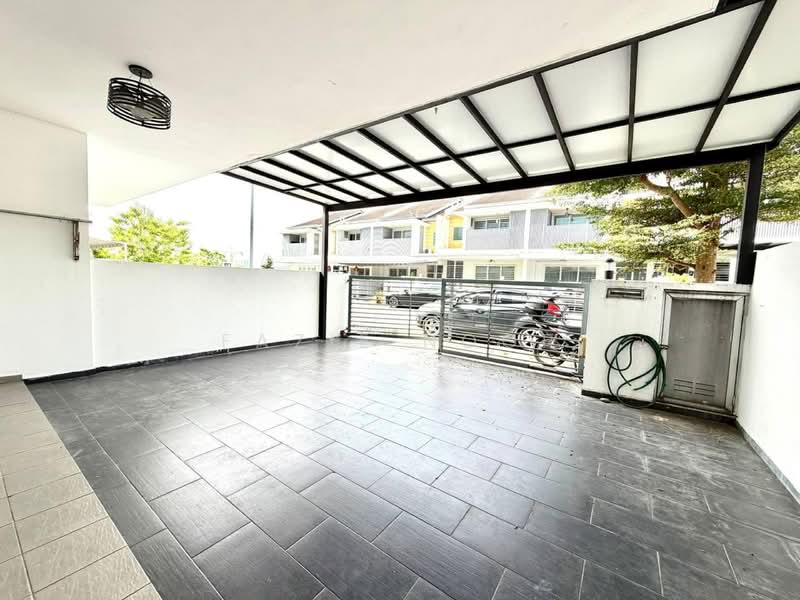 Rumah Teres 2 Tingkat untuk Dijual di Taman Nadayu 92 (Kajang) - Fazie Noor - Exterior - PropertyGuru.com.my