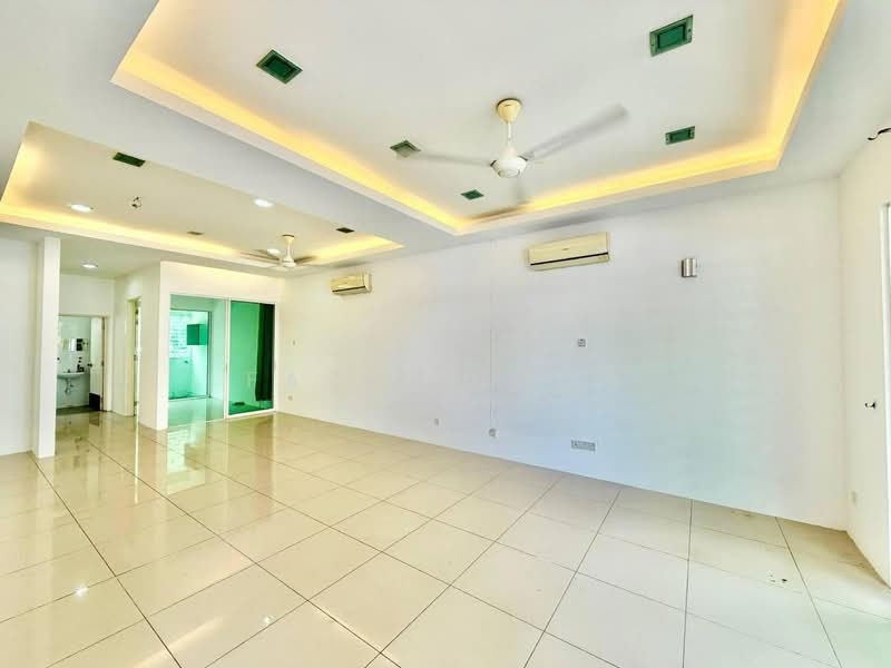 Rumah Teres 2 Tingkat untuk Dijual di Taman Nadayu 92 (Kajang) - Fazie Noor - Living Room - PropertyGuru.com.my