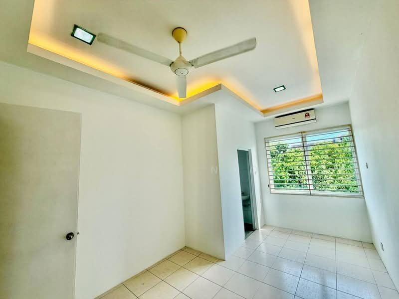 Rumah Teres 2 Tingkat untuk Dijual di Taman Nadayu 92 (Kajang) - Fazie Noor - Interior - PropertyGuru.com.my