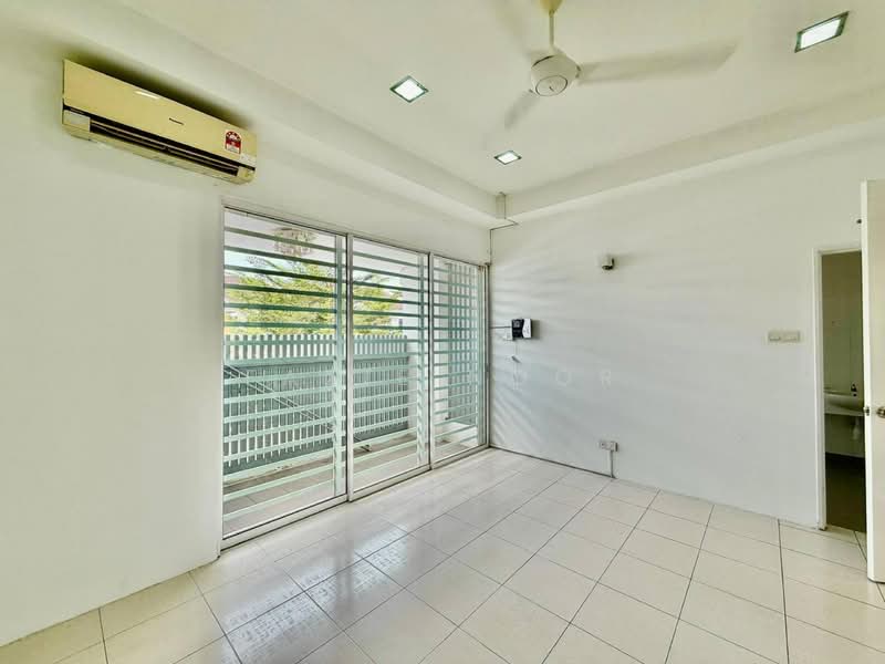 Rumah Teres 2 Tingkat untuk Dijual di Taman Nadayu 92 (Kajang) - Fazie Noor - Interior - PropertyGuru.com.my