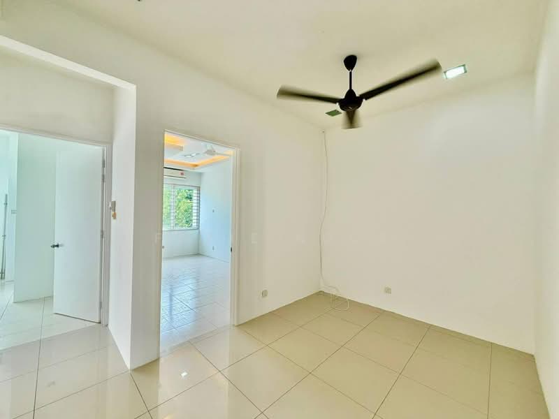 Rumah Teres 2 Tingkat untuk Dijual di Taman Nadayu 92 (Kajang) - Fazie Noor - Interior - PropertyGuru.com.my