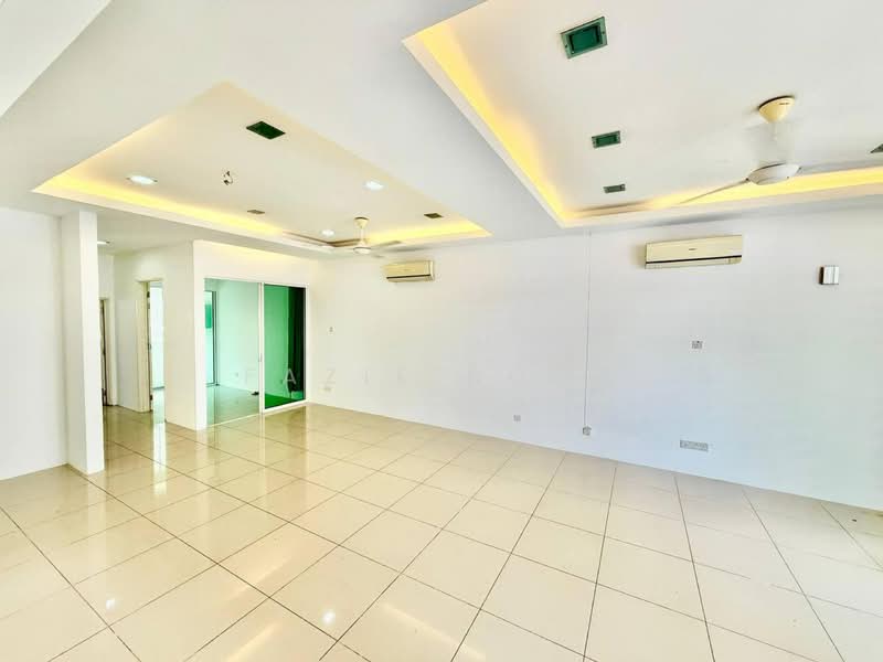 Rumah Teres 2 Tingkat untuk Dijual di Taman Nadayu 92 (Kajang) - Fazie Noor - Living Room - PropertyGuru.com.my