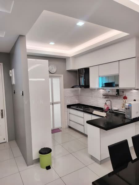 Condominium for Rent at The Peak Residences - Vincent Tan - Kitchen - PropertyGuru.com.my