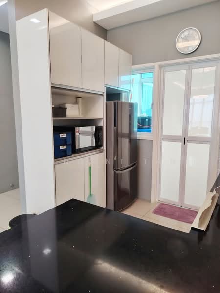 Condominium for Rent at The Peak Residences - Vincent Tan - Kitchen - PropertyGuru.com.my