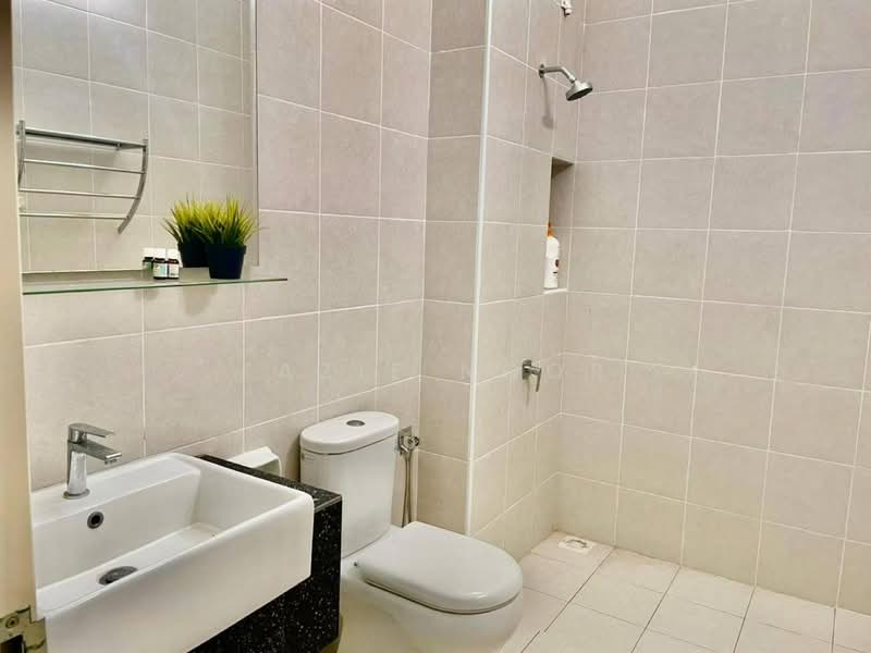 2-storey Terraced House for Sale in Eco Forest (Semenyih) - Fazie Noor - Bathroom - PropertyGuru.com.my