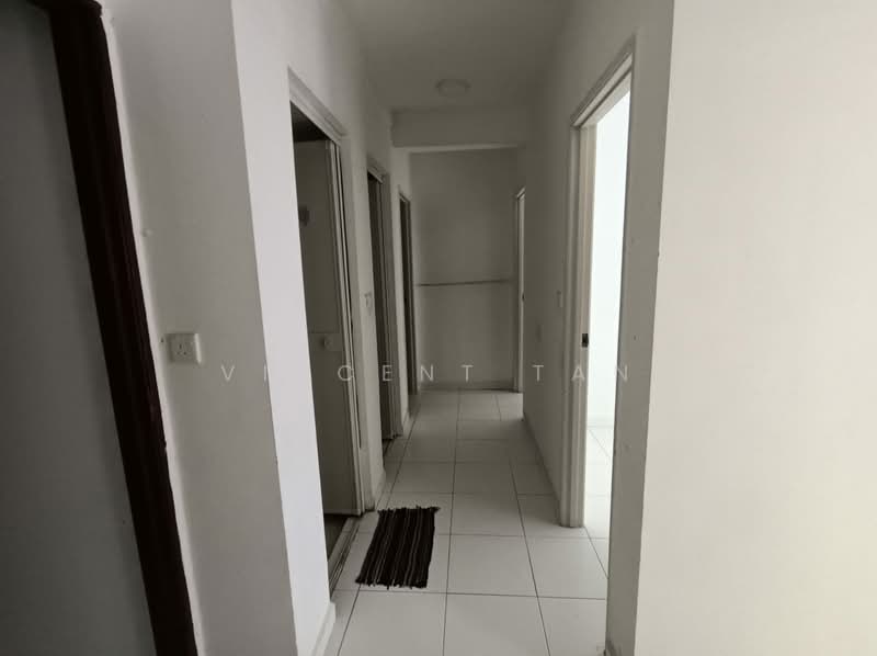 Kondominium untuk Disewa di TRI PINNACLE - Vincent Tan - Corridor - PropertyGuru.com.my
