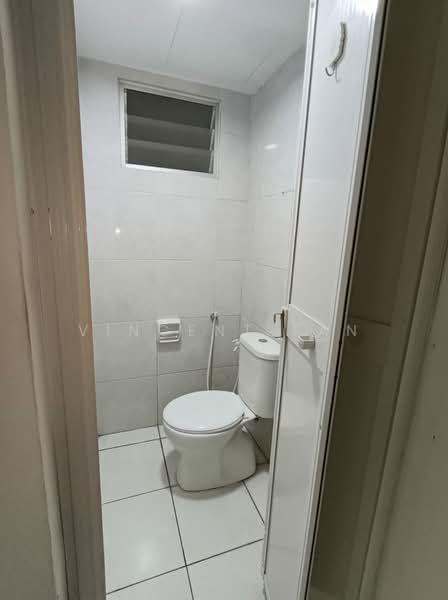 Kondominium untuk Disewa di TRI PINNACLE - Vincent Tan - Bathroom - PropertyGuru.com.my