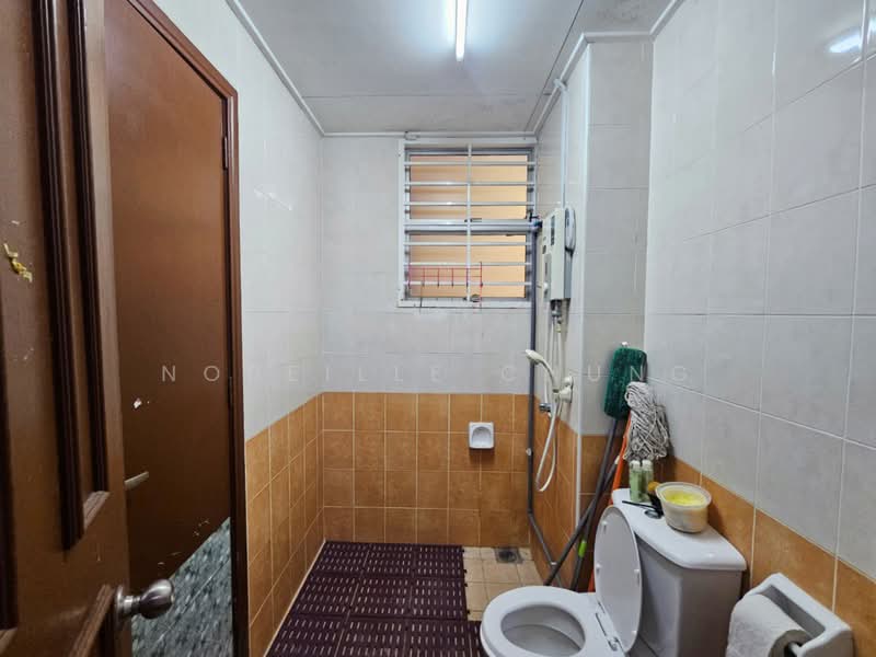 2-storey Terraced House for Sale in Putra Heights (Subang Jaya) - Nobeille Chung - Bathroom - PropertyGuru.com.my