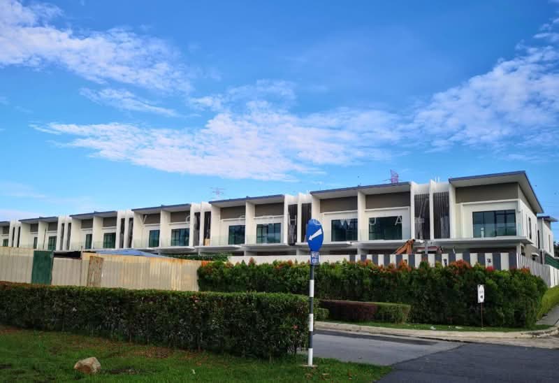 Rumah Teres 2 Tingkat untuk Dijual di Semenyih (Selangor) - Victor Chua - Exterior - PropertyGuru.com.my