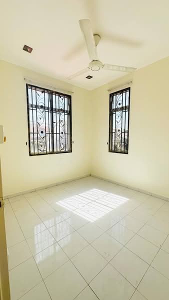 2-storey Terraced House for Sale in Bandar Baru Salak Tinggi (Sepang) - Tengku Zairi - PropertyGuru.com.my