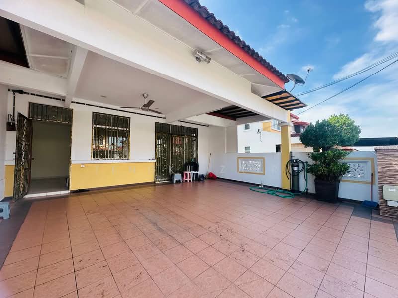 2-storey Terraced House for Sale in Bandar Baru Salak Tinggi (Sepang) - Tengku Zairi - PropertyGuru.com.my
