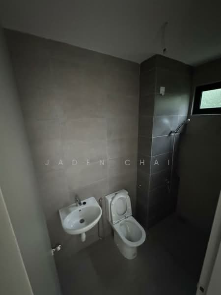 Semi-Detached House for Sale in Ampang (Selangor) - Jaden Chai - Bathroom - PropertyGuru.com.my