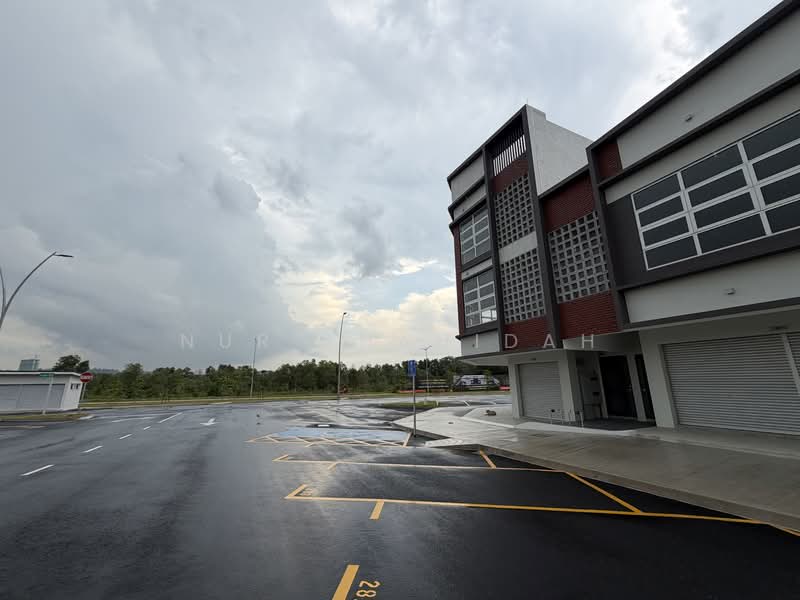 Kedai / Pejabat untuk Disewa di Elmina (Shah Alam) - Nur Shahidah - PropertyGuru.com.my