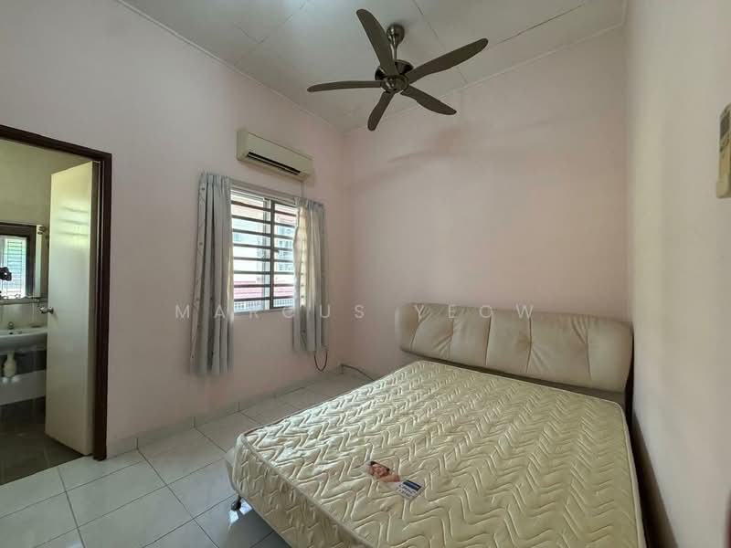 2-storey Terraced House for Rent in Seremban (Negeri Sembilan) - Marcus Yeow - Bedroom - PropertyGuru.com.my