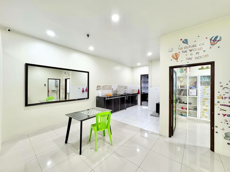Rumah Teres 2 Tingkat untuk Dijual di Alam Impian (Shah Alam) - Aqillah Razali - Kitchen - PropertyGuru.com.my