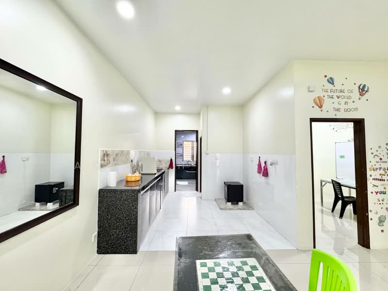 Rumah Teres 2 Tingkat untuk Dijual di Alam Impian (Shah Alam) - Aqillah Razali - Kitchen - PropertyGuru.com.my
