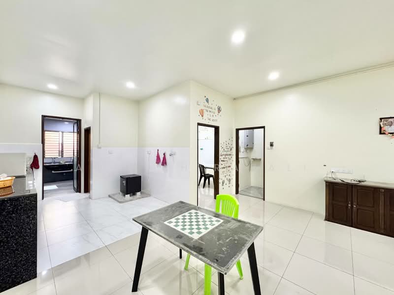 Rumah Teres 2 Tingkat untuk Dijual di Alam Impian (Shah Alam) - Aqillah Razali - Kitchen - PropertyGuru.com.my