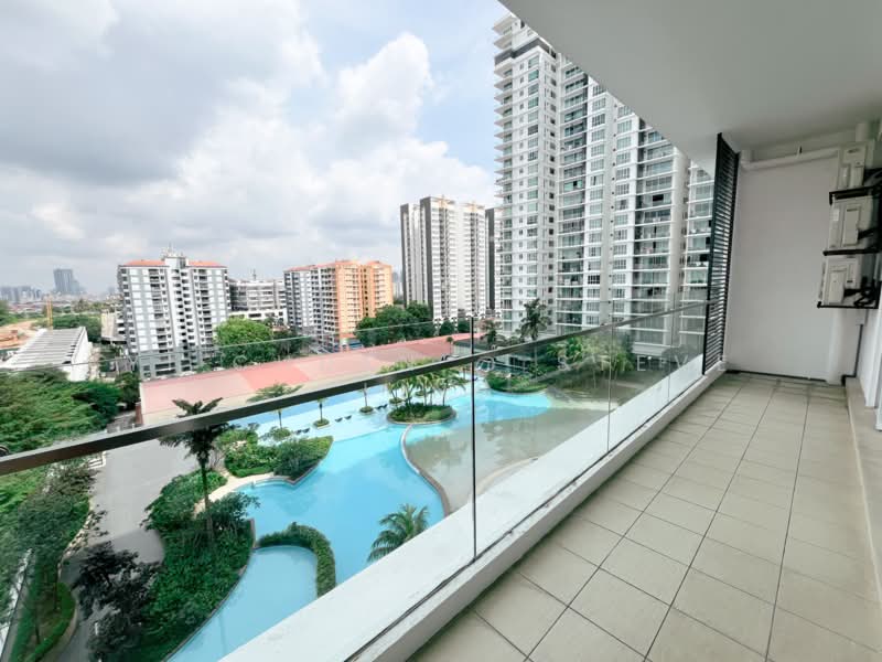 Kondominium untuk Dijual di Le Yuan Residence - Yi Chuen @ Steve Ling - Balcony - PropertyGuru.com.my
