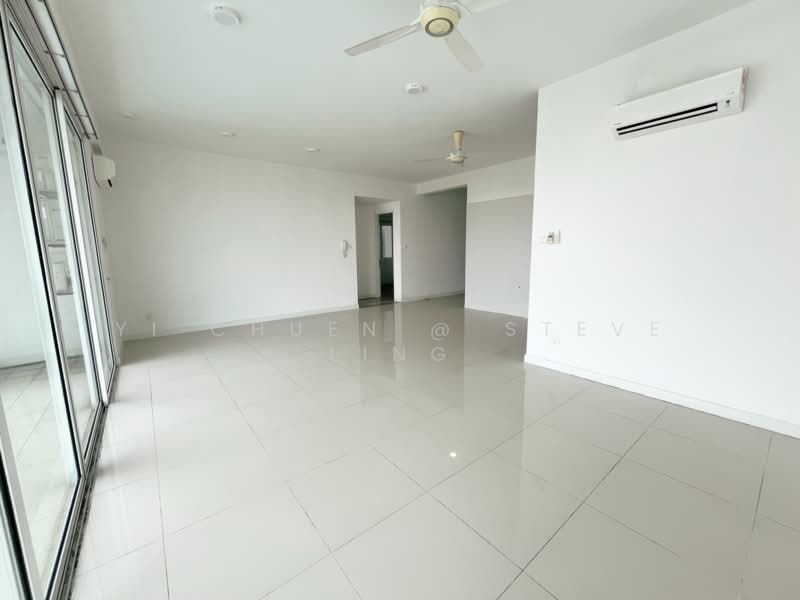Kondominium untuk Dijual di Le Yuan Residence - Yi Chuen @ Steve Ling - Living Room - PropertyGuru.com.my
