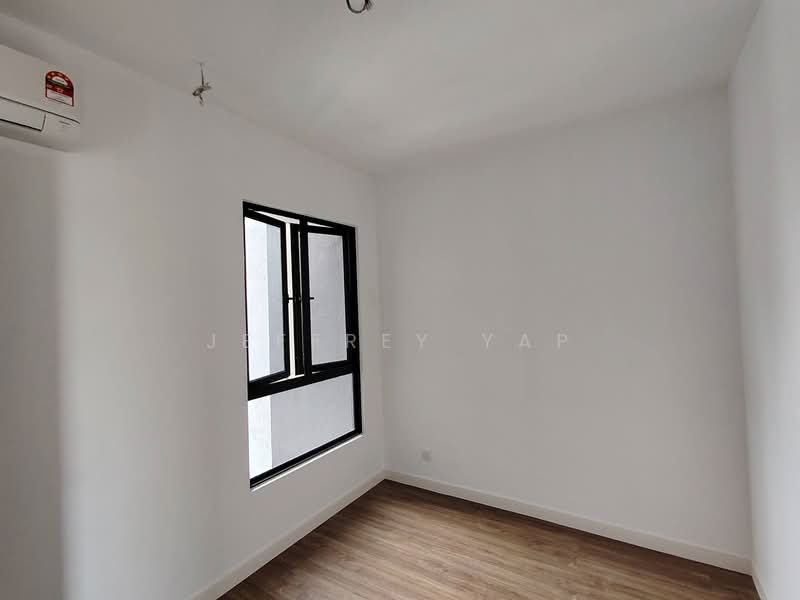 Service Residence for Sale at The Pulse Residence - Jeffrey Yap - Interior - PropertyGuru.com.my