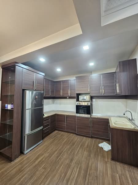 Condominium for Rent at Sterling - Allen Tan - Kitchen - PropertyGuru.com.my