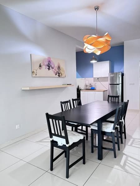 Servis Apartment untuk Disewa di Savanna Executive Suite @ Southville City - Wesley Fu - Dining Room - PropertyGuru.com.my