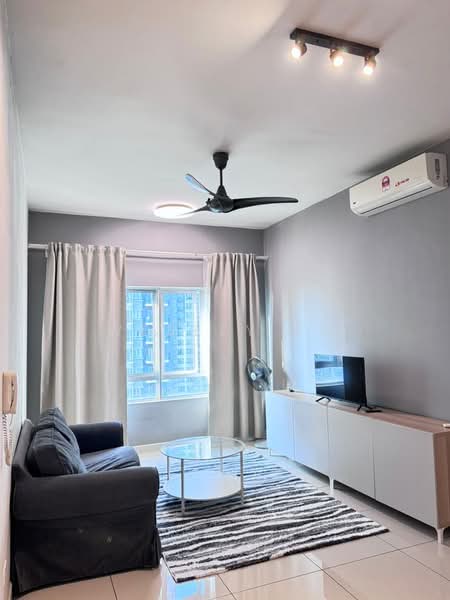 Servis Apartment untuk Disewa di Savanna Executive Suite @ Southville City - Wesley Fu - Living Room - PropertyGuru.com.my