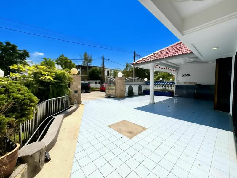 Rumah Berkembar untuk Dijual di Taman Johor Jaya (Johor Bahru) - Brandon Khor - PropertyGuru.com.my