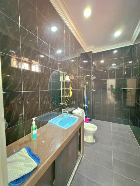 Rumah Berkembar untuk Dijual di Taman Johor Jaya (Johor Bahru) - Brandon Khor - PropertyGuru.com.my