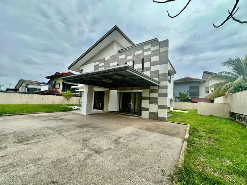 Bungalow for Sale in Bandar Seri Putra (Bangi) - Abdul Qadir - PropertyGuru.com.my