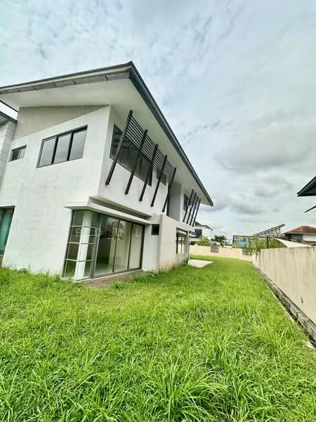 Bungalow for Sale in Bandar Seri Putra (Bangi) - Abdul Qadir - PropertyGuru.com.my