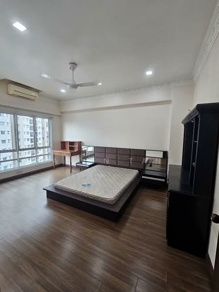 Condominium for Sale at Sterling - Allen Tan - Bedroom - PropertyGuru.com.my