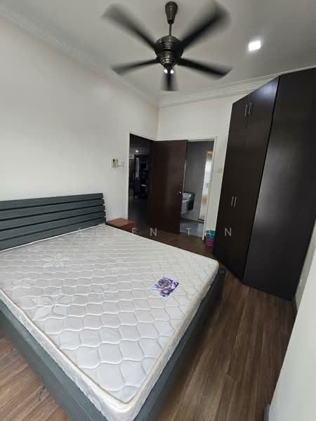 Condominium for Sale at Sterling - Allen Tan - Bedroom - PropertyGuru.com.my