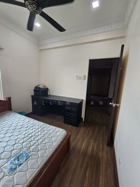 Condominium for Sale at Sterling - Allen Tan - Bedroom - PropertyGuru.com.my