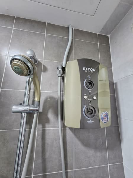 Condominium for Sale at Sterling - Allen Tan - Bathroom - PropertyGuru.com.my