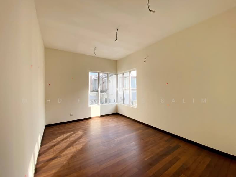 Rumah Berkembar untuk Dijual di D'Kayangan (Shah Alam) - Mohd Firdaus Salim - PropertyGuru.com.my