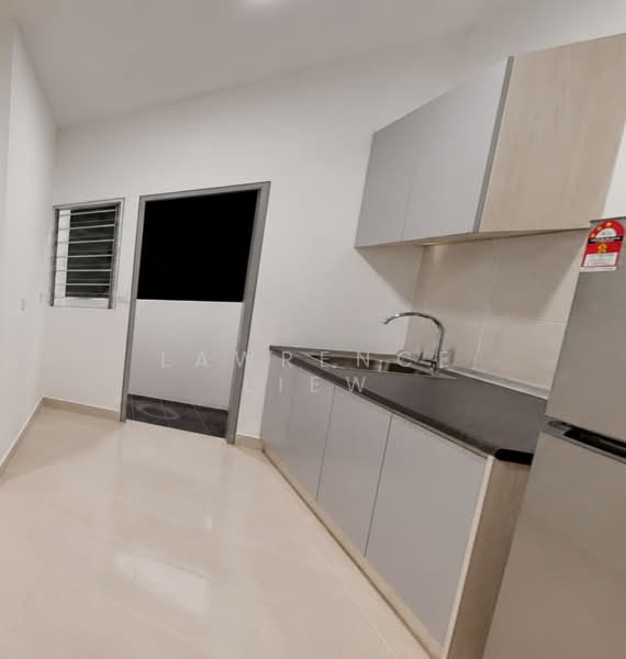 Condominium for Rent at Kristal View - LAWRENCE LIEW - Kitchen - PropertyGuru.com.my