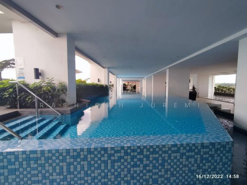 Servis Apartment untuk Dijual di Saville D'lake - Rashidah Juremi - Pool - PropertyGuru.com.my