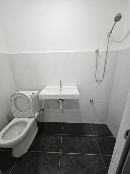 Rumah Teres 2 Tingkat untuk Dijual di Taman Tiram Jaya (Ulu Tiram) - Sharon . - PropertyGuru.com.my