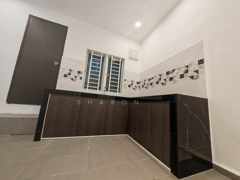 Rumah Teres 2 Tingkat untuk Dijual di Taman Tiram Jaya (Ulu Tiram) - Sharon . - PropertyGuru.com.my
