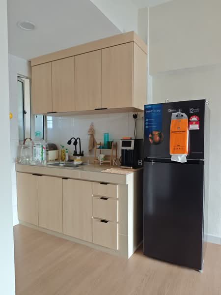 Kondominium untuk Dijual di Tanjung Samudera Condominium - Helen BF - Kitchen - PropertyGuru.com.my