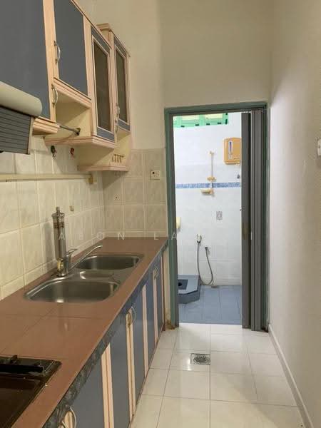 Rumah Teres 2-Tingkat untuk Dijual di Sungai Ara (Penang) - Aeon Law Ai - Kitchen - PropertyGuru.com.my