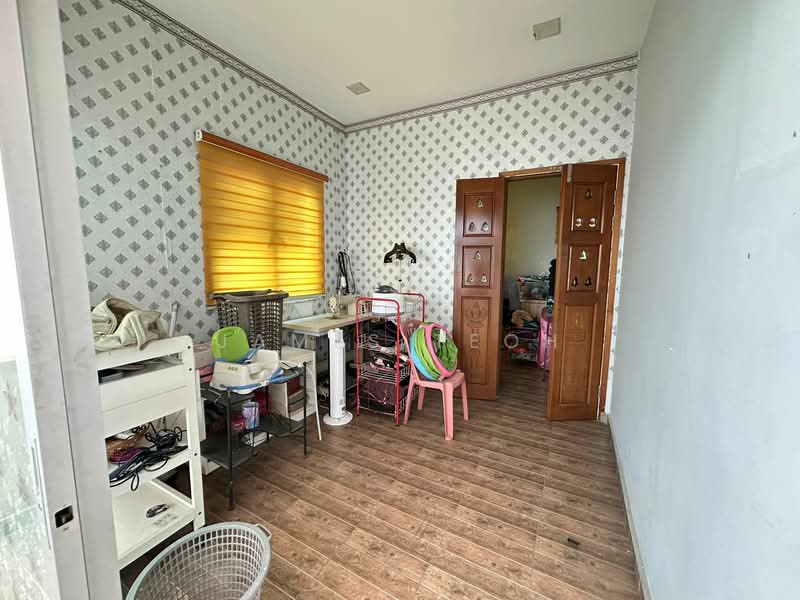 Semi-Detached House for Sale in Ambang Botanic (Klang) - James Teoh - Study - PropertyGuru.com.my