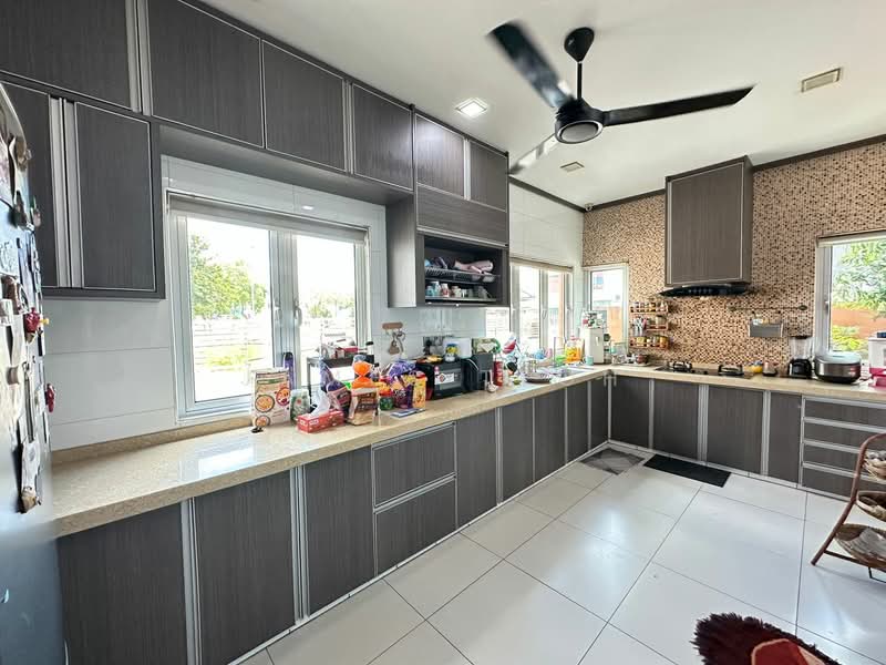 Semi-Detached House for Sale in Ambang Botanic (Klang) - James Teoh - Kitchen - PropertyGuru.com.my