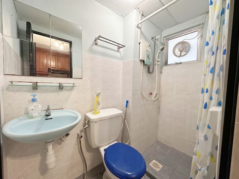 Kondominium untuk Dijual di Ketumbar Heights - Thomas Ngu - Bathroom - PropertyGuru.com.my