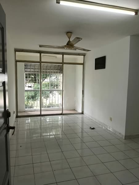 Pangsapuri untuk Disewa di Gugusan Melur - Jeffrey Cheah - Balcony - PropertyGuru.com.my
