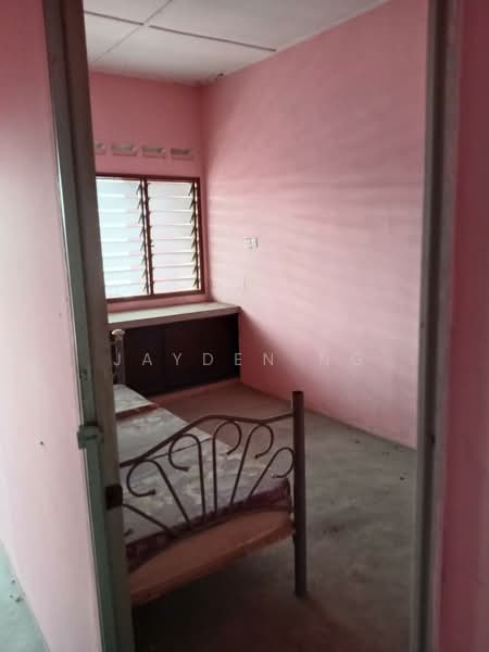 Kedai untuk Dijual di Senai (Johor) - Jayden Ng - Bedroom - PropertyGuru.com.my